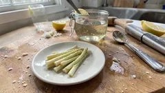 Espárragos blancos en conserva: paso a paso para que queden firmes y bien sellados