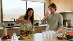 Cuánta agua tomar al día en verano: guía simple para evitar la deshidratación