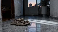 El calzado para casa que ayuda a aliviar el dolor de talón al levantarte